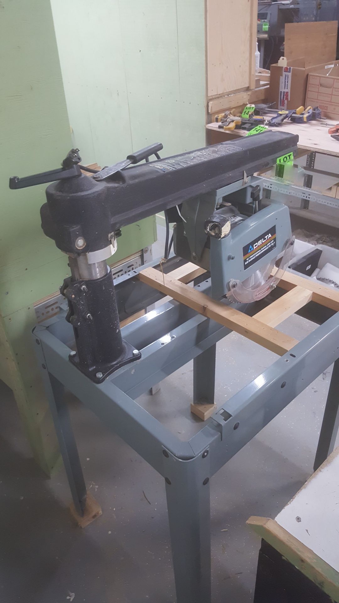 DELTA radial arm saw mod.424-02-131-0014 on metal frame - Image 5 of 6