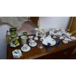 A collection of Franklin Mint porcelain tea pots from the Victoria and Albert Museum, and sundry