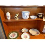 A collection of 19th century and later porcelain to include a Coalport urn, stamped Harrods, Limoges