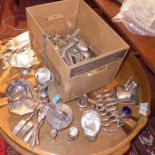 A collection of silver plated ware, to include Mappin & Webb cutlery, Mappin & Webb gravy boat, a