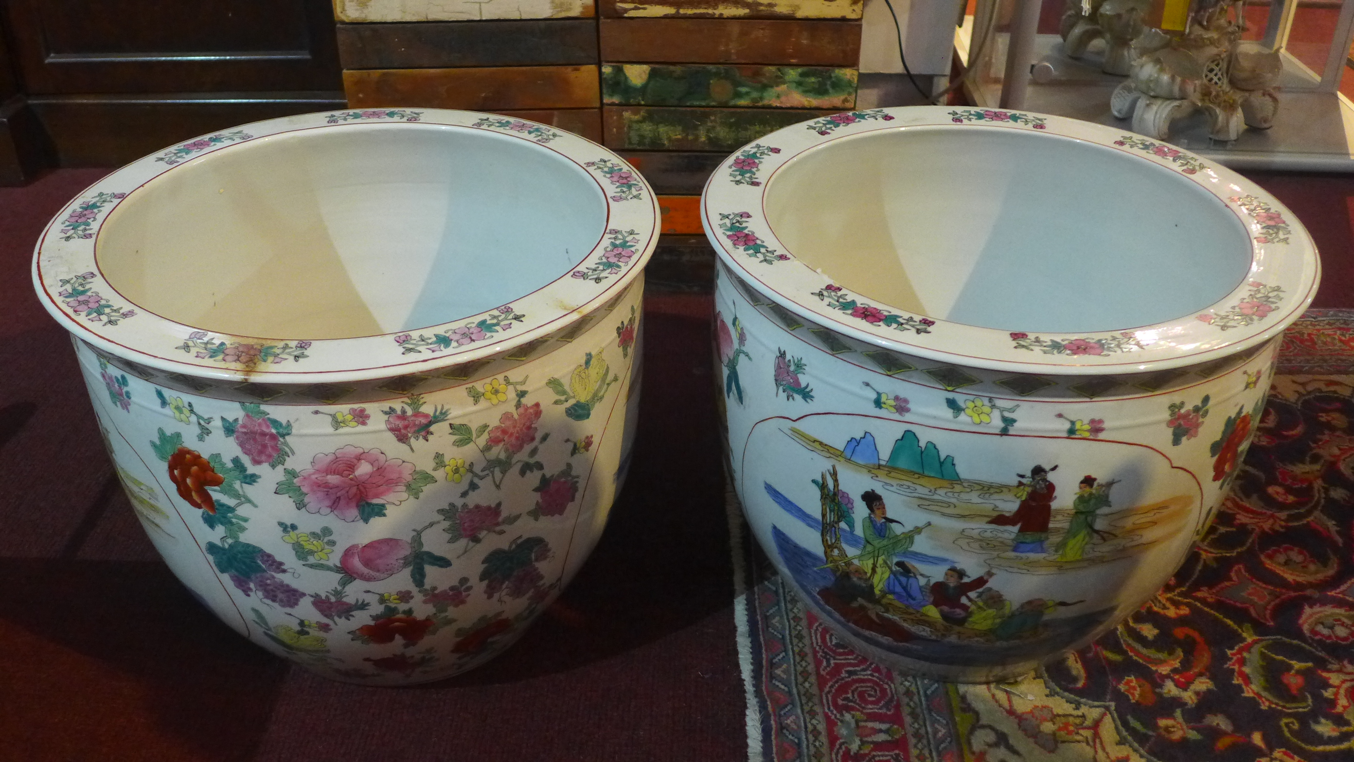 A pair of Chinese ceramic planters, H.38cm - Bild 3 aus 6