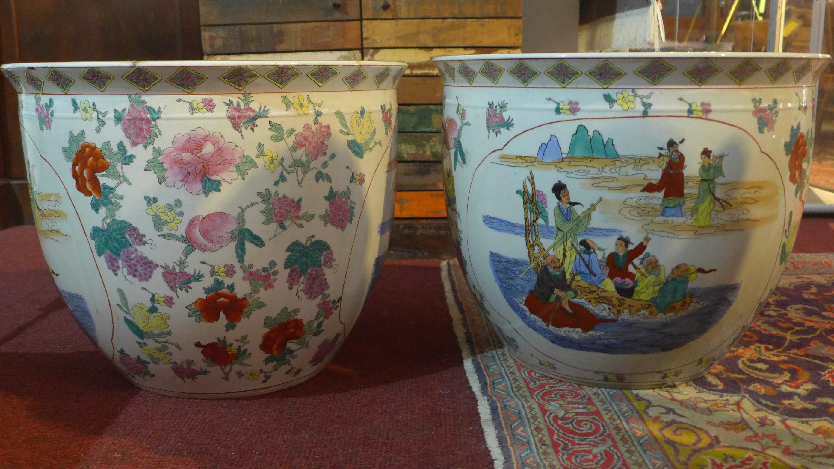 A pair of Chinese ceramic planters, H.38cm - Bild 2 aus 6