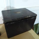 A late 19th / early 20th century Chinese lacquered tea caddy, the hinged lid with crest to top (