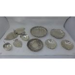 Five Spanish silver dishes, together with four Mexican silver leaf dishes, 24oz