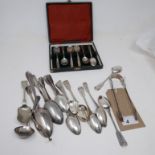 A mixed collection of silver spoons, to include Georgian and Victorian examples