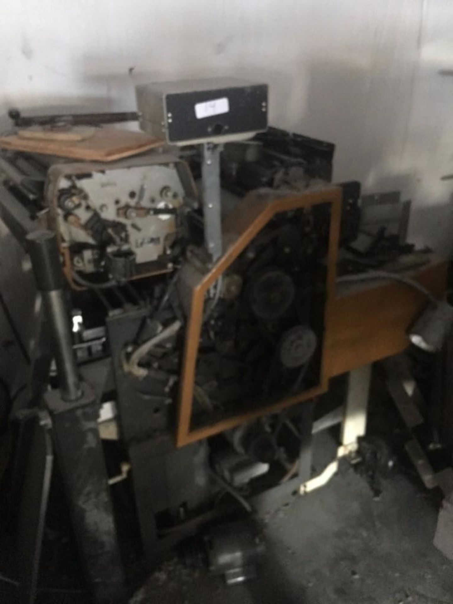 TOWNSEND SINGLE COLOR PRINTING PRESS WITH T-51 SWING-AWAY HEAD