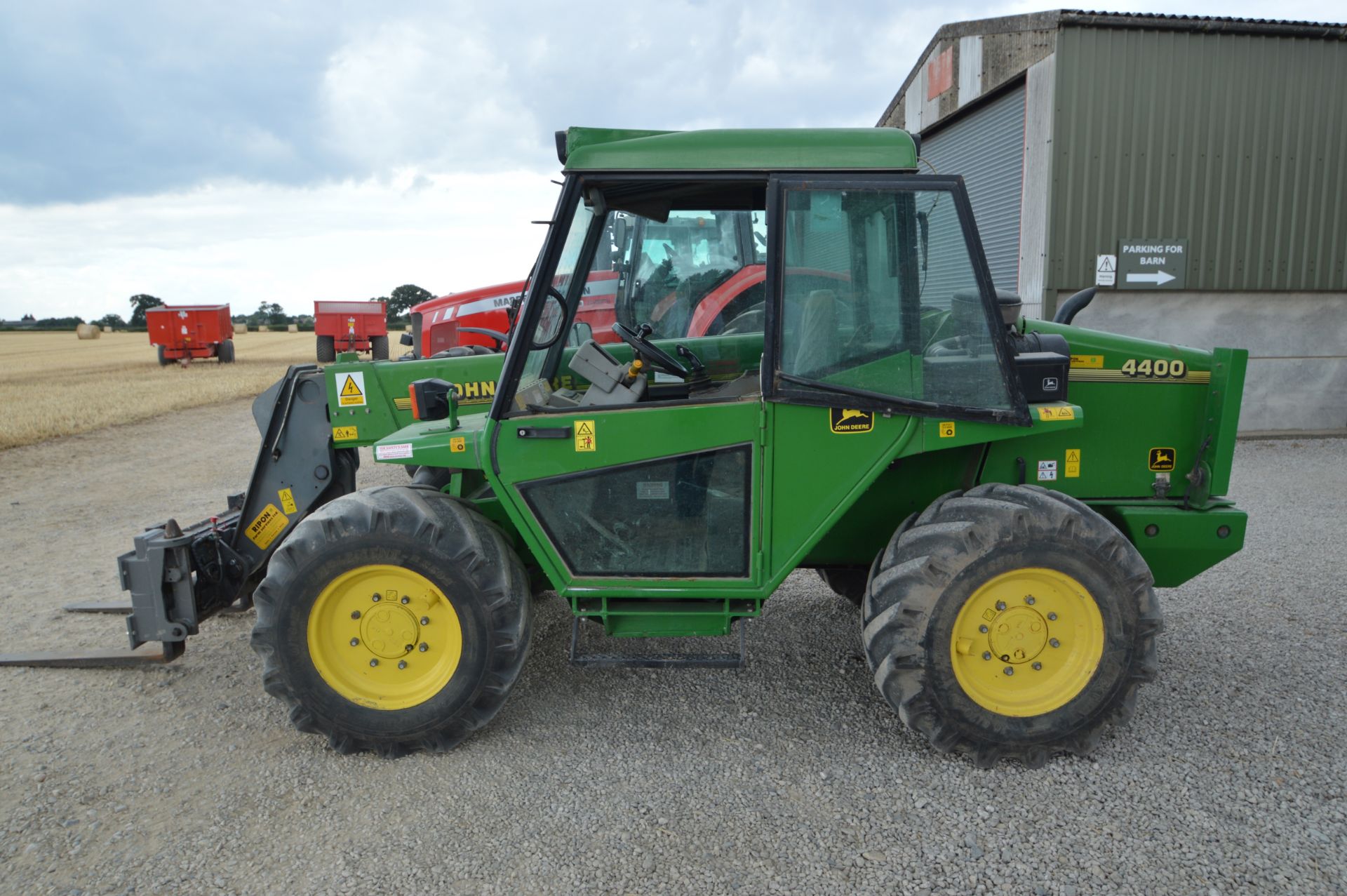 John Deere Telescopic Forklift 4400 - Image 5 of 8