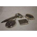 A COLLECTION OF HALLMARKED SILVER ETC TO INCLUDE A STAMP CASE