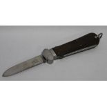 A WWII ERA GERMAN PARATROOPER'S GRAVITY KNIFE, marked for 'Rostfrei, Solingen'