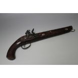 AN ANTIQUE FLINTLOCK PISTOL WITH RAMROD, stamped with name H. NOCK, L 40 cm
