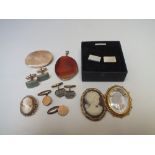 A SMALL SELECTION OF VINTAGE COSTUME JEWELLERY, to include a reverse carved glass cameo brooch, a
