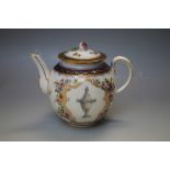 A LATE 18TH / EARLY 19TH CENTURY ROYAL WORCESTER GLOBULAR TEAPOT WITH LID, decorated with flowers