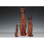 ANITA HARRIS ART POTTERY - A GRADUATED SET OF THREE STYLISED CATS, 'Hot Coals' design, largest H