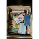 A BOX OF ASSORTED CHILDREN'S BOOKS TO INCLUDE ANNUALS