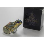 A BOXED ROYAL CROWN DERBY FOUNTAIN FROG WITH GOLD STOPPER