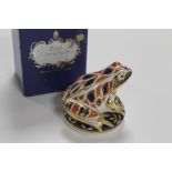 A BOXED ROYAL CROWN DERBY FROG WITH STOPPER