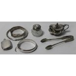 A SMALL COLLECTION OF SILVER AND WHITE METAL ITEMS, to include a vesta case, a mustard pot, etc