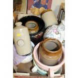 A QUANTITY OF ASSORTED JUGS AND CHAMBER POTS, ETC