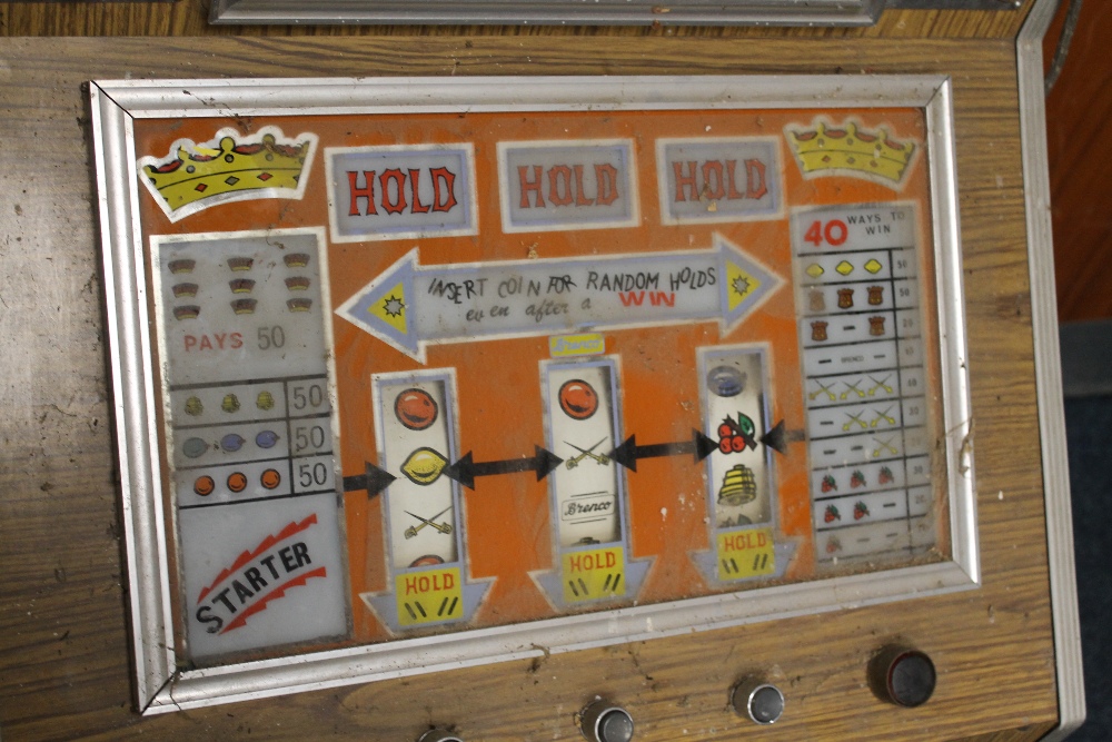 A VINTAGE 1970S SILVER CHEST BRENCO FRUIT MACHINE A/F - Image 3 of 3