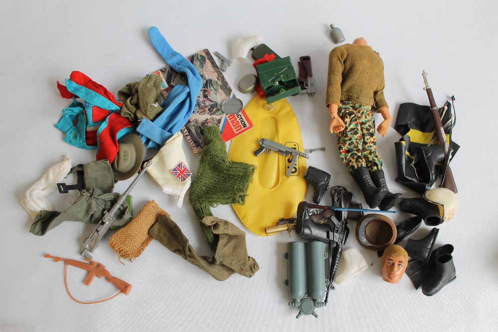 A QUANTITY OF VINTAGE ACTION MAN CLOTHING AND ACCESSORIES