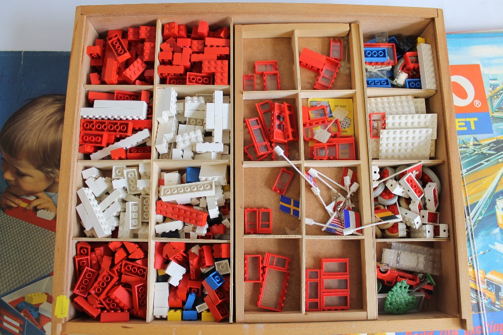 A BOXED MECCANO OCEAN TERMINAL SET (box A/F), boxed Lego System Construction Set, boxed Chad - Image 2 of 2