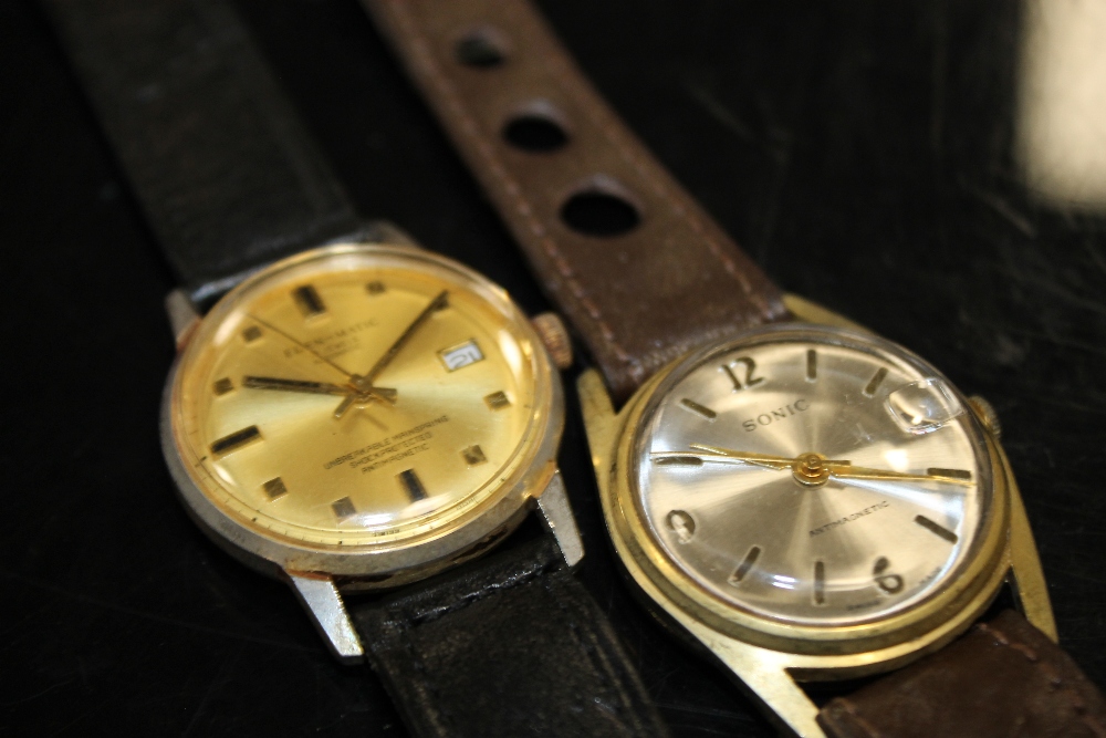 TWO VINTAGE GENTS WRISTWATCHES