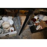 A LARGE QUANTITY OF ASSORTED CERAMICS AND SUNDRIES