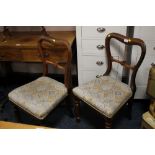 A PAIR OF VICTORIAN MAHOGANY CROWNBACK DINING CHAIRS