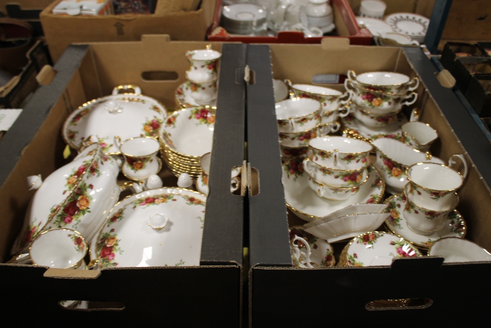 TWO TRAYS OF ROYAL ALBERT OLD COUNTRY ROSES DINNERWARE ETC TO INCLUDE TUREENS