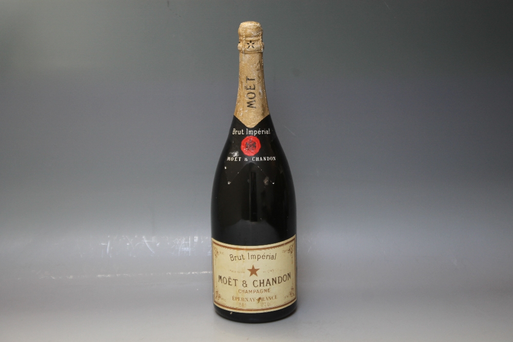 1 VINTAGE MAGNUM OF MOET AND CHANDON BRUT IMPERIAL CHAMPAGNE - Image 2 of 2