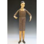 AN EARLY POLYCHROME PAINTED WOODEN MALE MANNEQUIN, H 79 cm