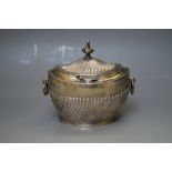 A HALLMARKED SILVER CADDY BY FREDERICK AUGUSTUS BURRIDGE, approx weight 144g