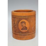 A CHINESE REPUBLICAN BRUSH POT FEATURING CHAIRMAN MAO, H 11 cm