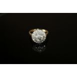 AN 18CT ILLUSION SET DIAMOND CLUSTER RING, approx weight 5.3g, ring size L