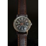 A TIMEX MILITARY STYLE WATCH, Dia 3 cm