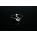 AN 18 CT DIAMOND SOLITAIRE RING, the brilliant cut diamond being of approx 1.25 carats, ring size