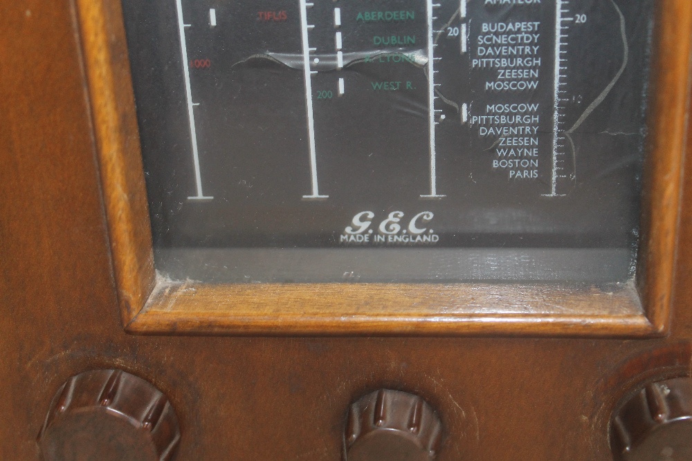 A 'GEC BC 4750' WOOD CASED VALVE RADIOCondition Report:Working status - untested. Large - Image 3 of 5