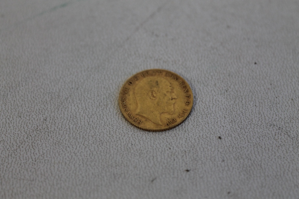 AN EDWARD VII 1909 HALF SOVEREIGN