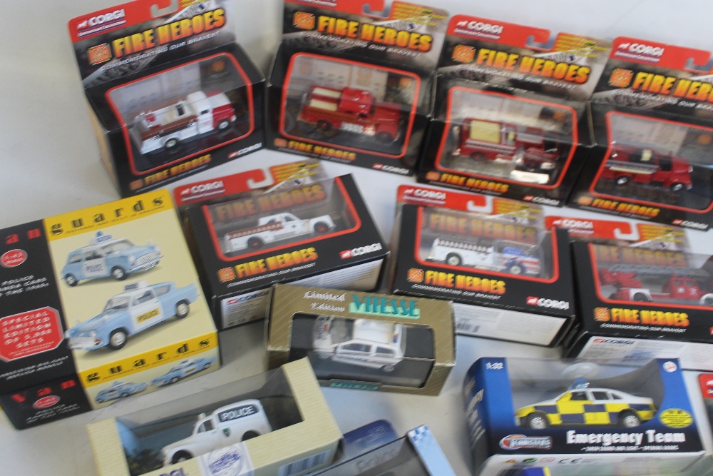 A COLLECTION OF BOXED POLICE AND FIRE SERVICE DIECAST VEHICLES to include Corgi Fire Heroes, Carara - Image 2 of 3