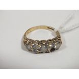 A LADIES 9CT GOLD SEVEN STONE DRESS RING SET WITH CLEAR STONES A/F