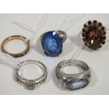 A BAG OF ASSORTED DRESS RINGS