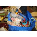 COLLECTION OF VINTAGE SOFT TOYS TO INCLUDE PADDINGTON BEAR
