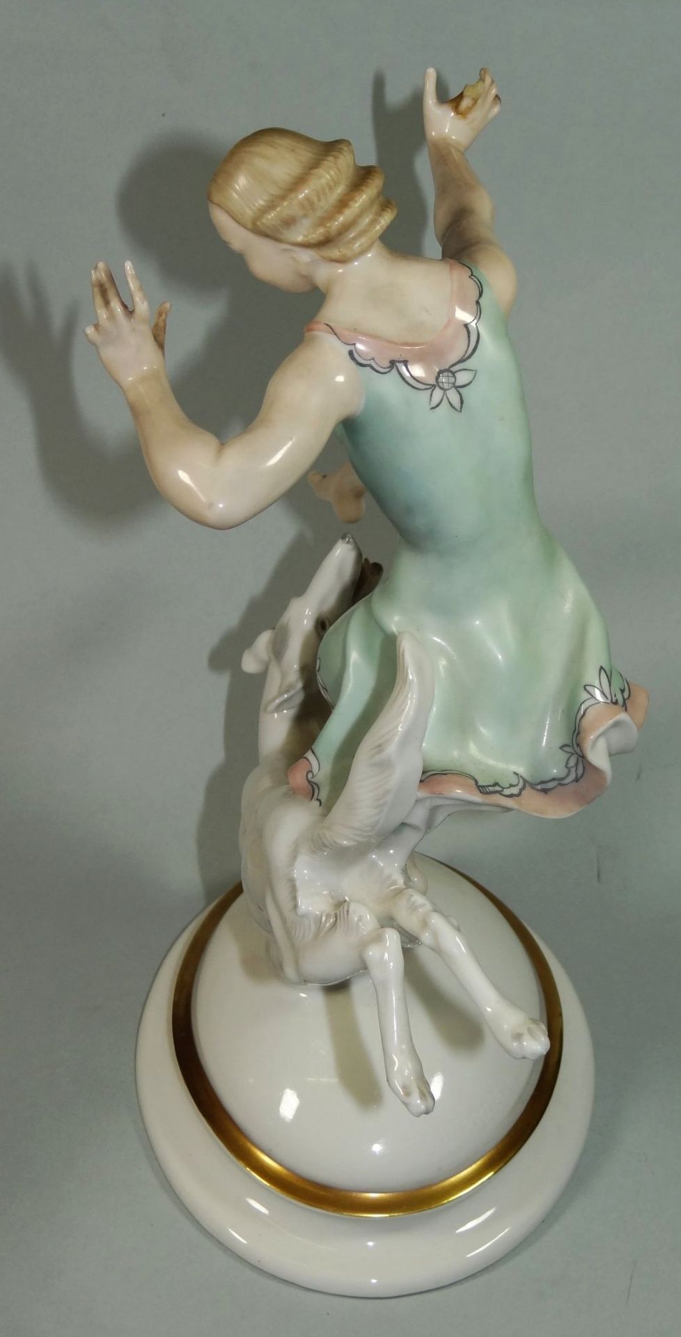 gr. Figur "Hutschenreuther" Mädchen mit Windhund, signiert C. Werner, Finger beschädigt, - Bild 4 aus 7