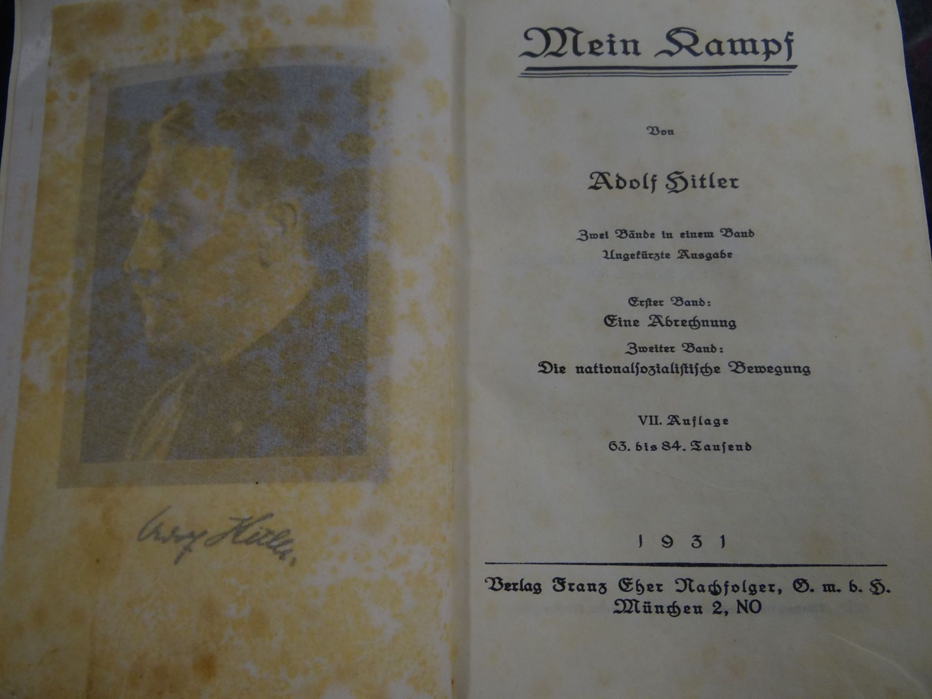 A. Hitler "Mein Kampf" 1931, blaue Ausgabe, gut erhalten - Bild 2 aus 3