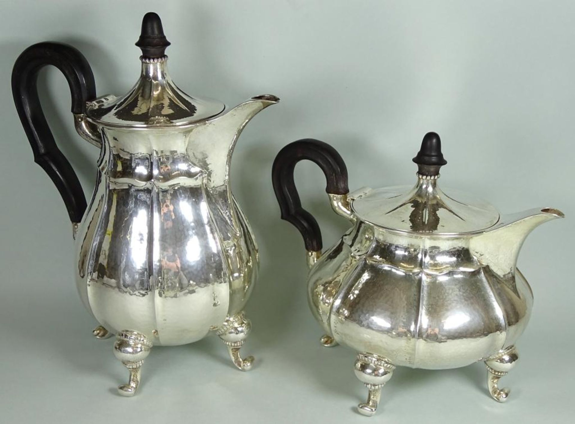 4 tlg.Kaffeekern,830er Silber, zus. 1776gr.,Kannen H- 17-25cm,Milch+Zucker H-10-15cm - Bild 3 aus 5