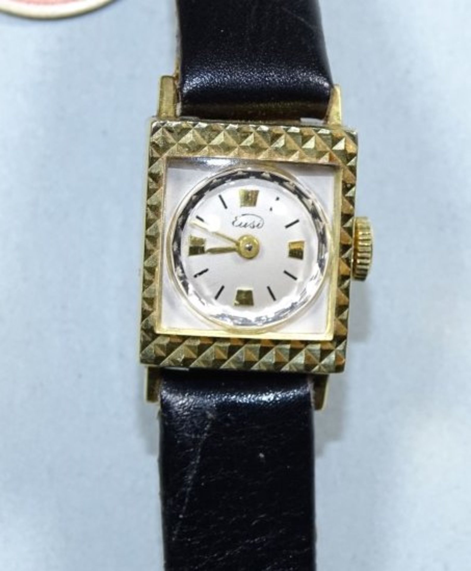 Armbanduhr, ''Eusi'', goldplated, ungetragen, Lagerspuren, Funktion nicht geprüf - Bild 3 aus 5