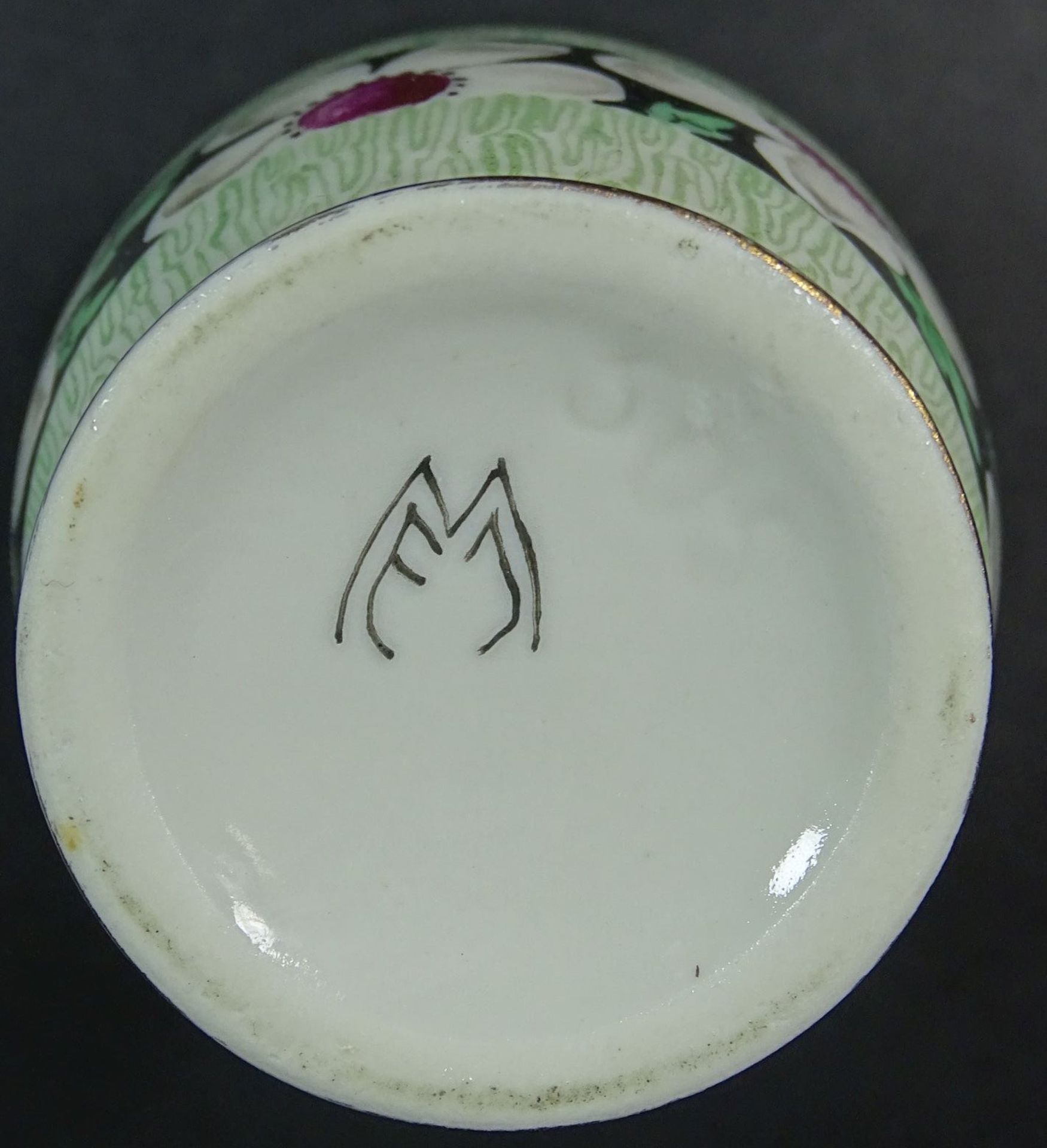 kl. Vase mit Blütendekor, in Boden sign. "MEJ", Werkstatt-Entwurf?, ,H-10 c - Bild 3 aus 3
