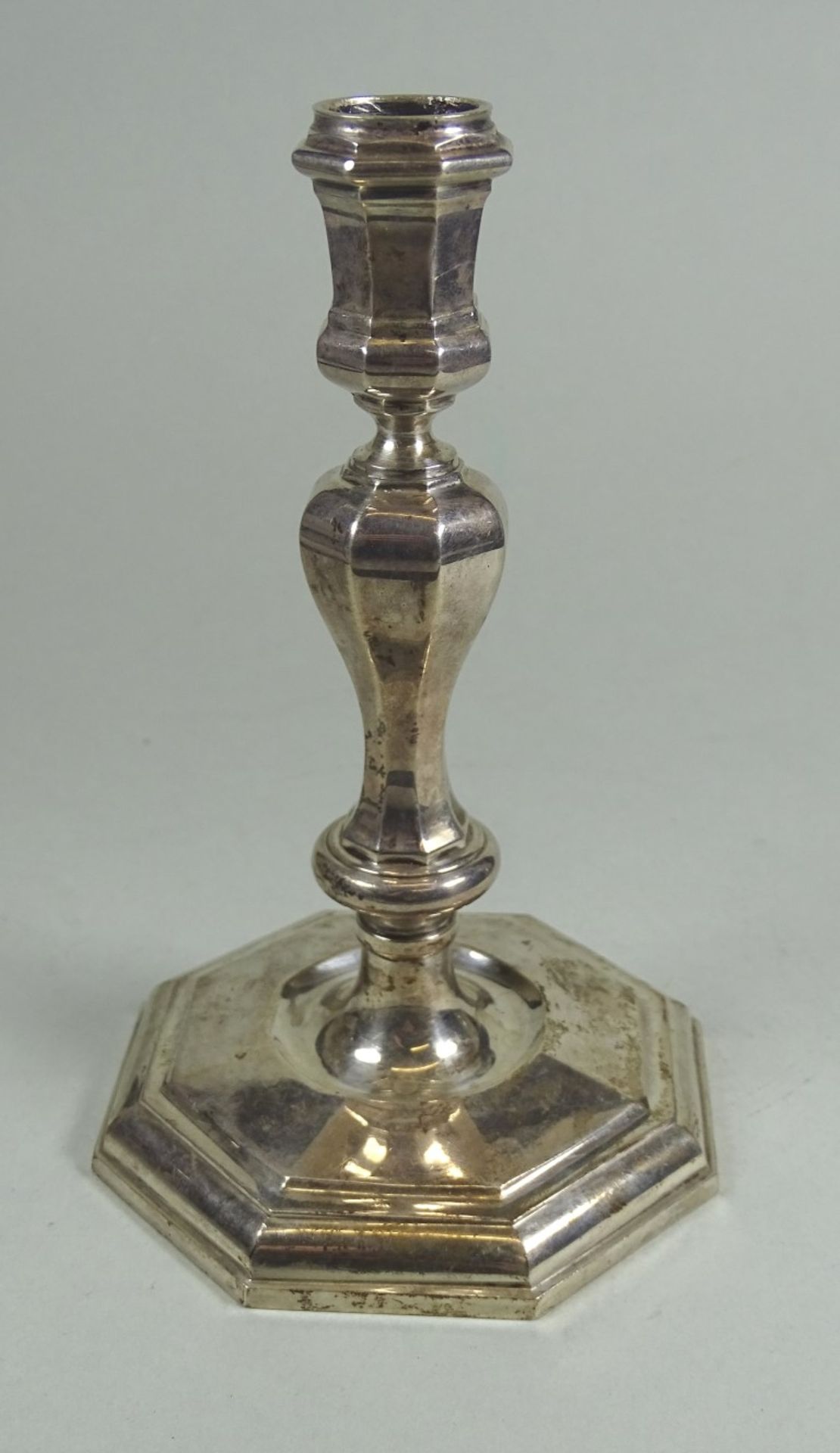 Kerzenleuchter England, Silber, 418,46 gr., H- 16 cm, Alters-u. Gebrauchsspuren