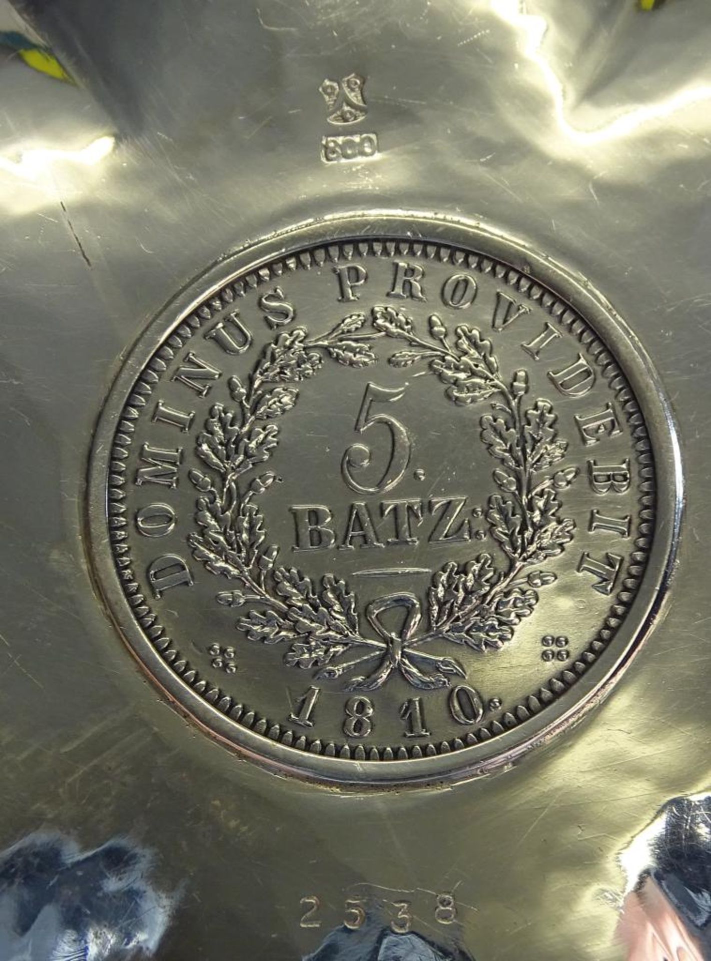 Münzschale,800er Silber, 5 Batz 1810,Hammerschlagdekor,d-11,6cm, 85gr - Bild 3 aus 3