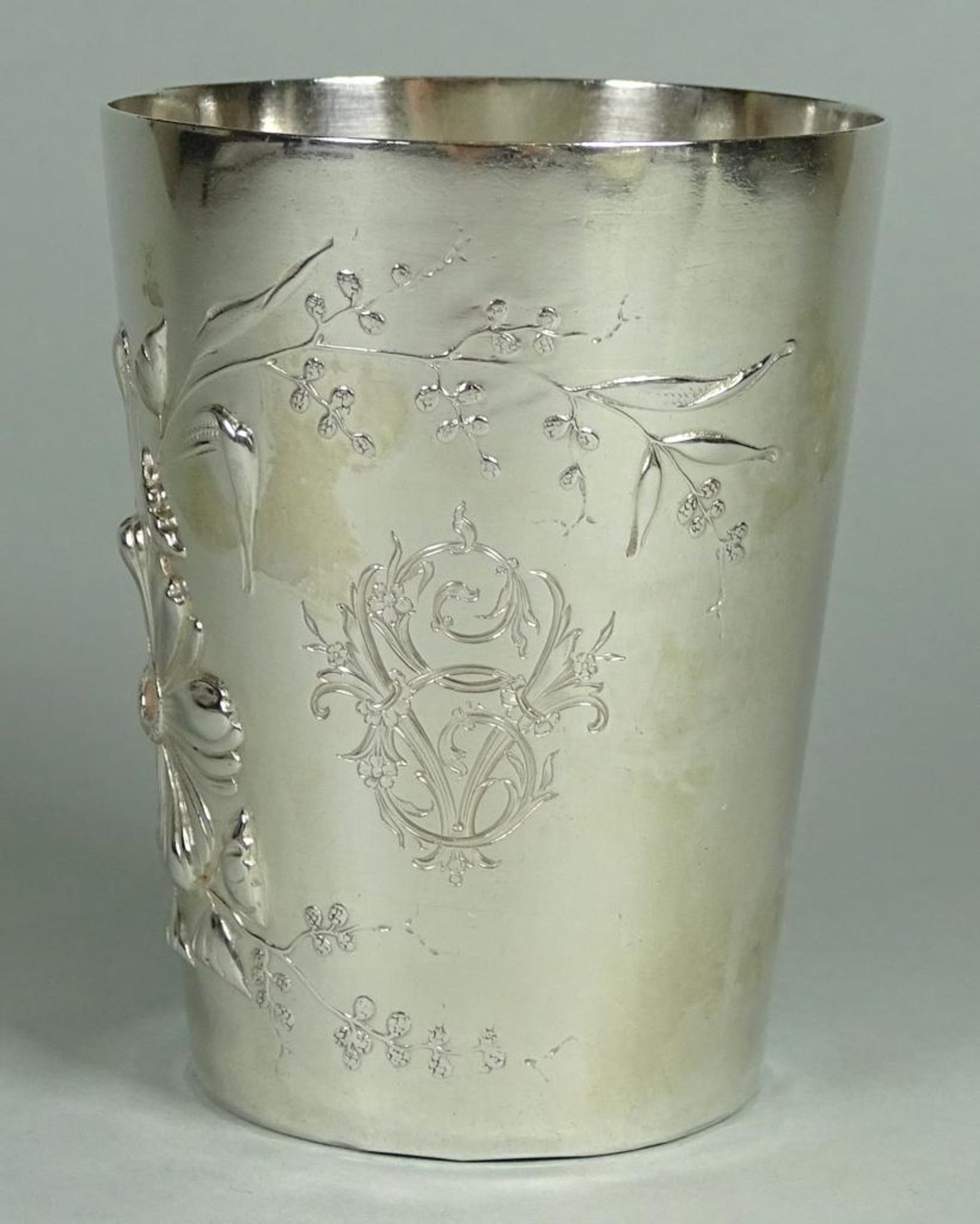Becher mit floralem Dekor, 800er Silber, H-8,5cm, 114gr. - Bild 3 aus 5